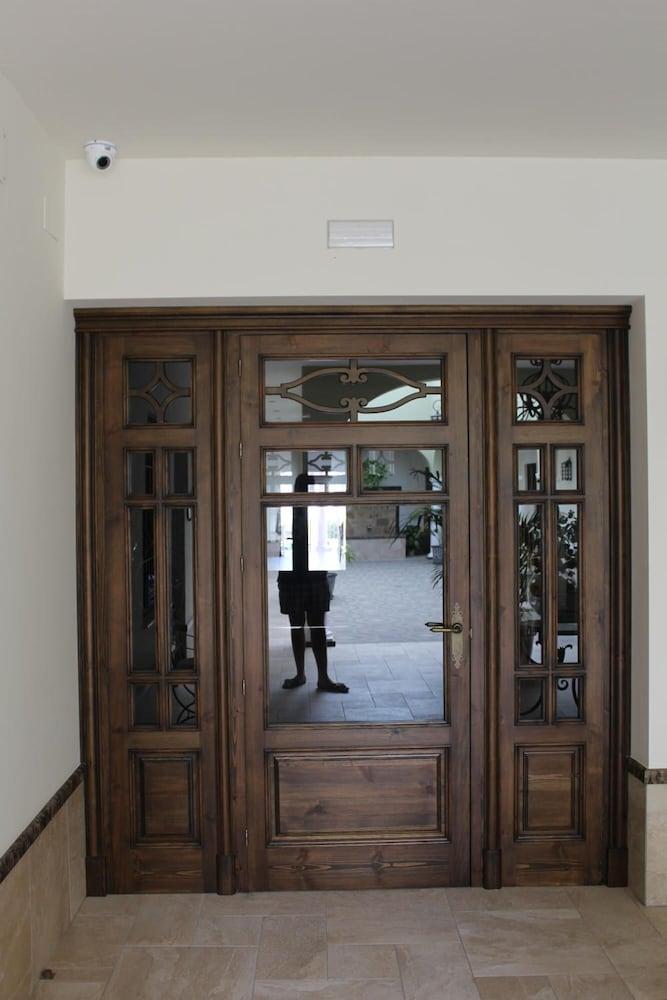 Hostal Garlu ลารัมบลา ภายนอก รูปภาพ